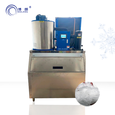 <a href='/flake-ice-machine/'>Flake ice machine</a> for various large-scale refrigeration facilities, food quick freezing, and concrete cooling