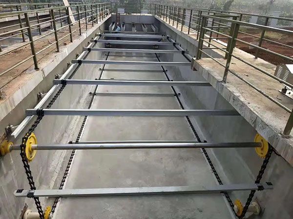 Rectangular Sludge Collector Systems and Components