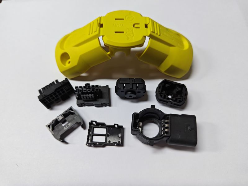 PA66 custom injection molding plastic parts