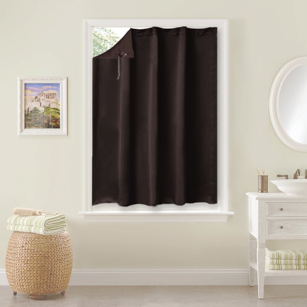 Blackout curtain portable