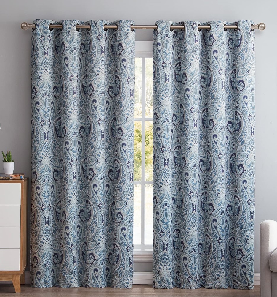 window curtains (1)