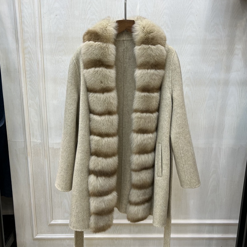 HG7493 WOOL COAT WITH FOX TRIM-76CM