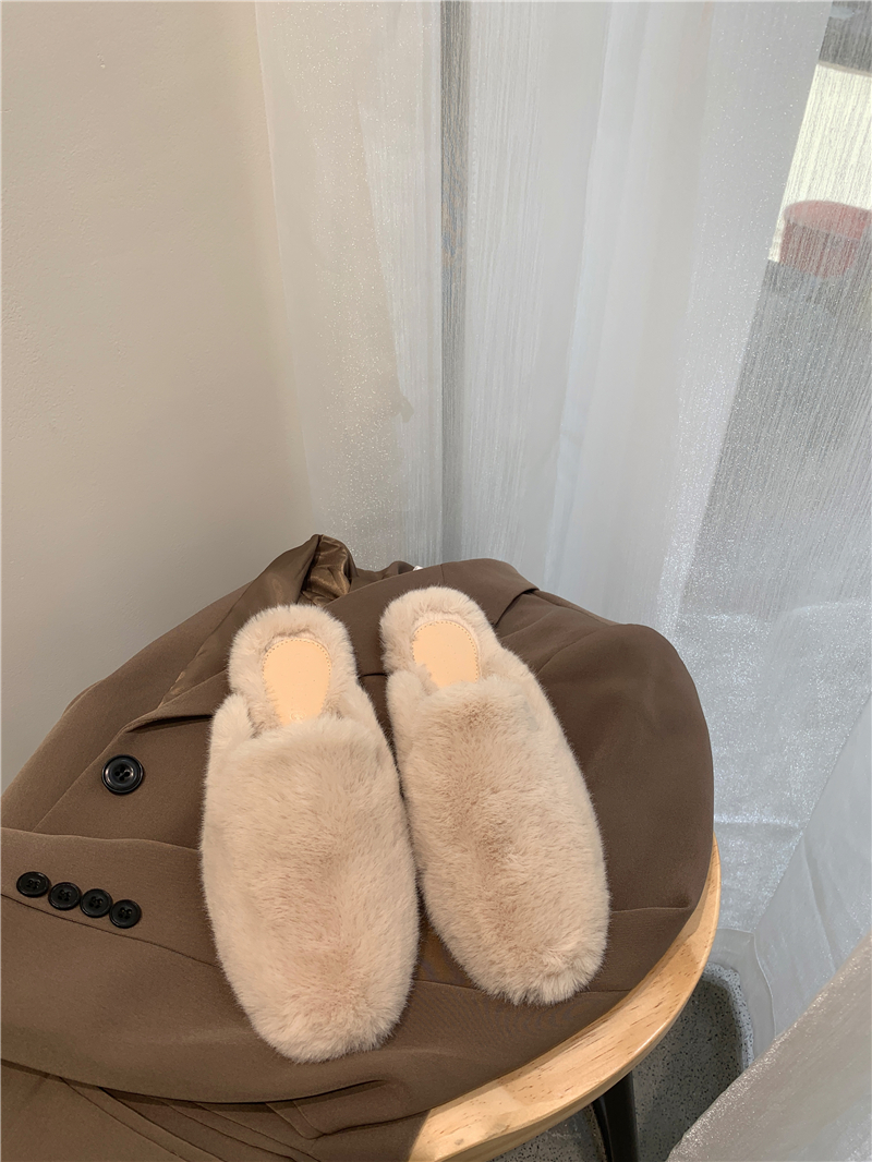 HT1111 FAUX FUR WITH RUBBER BOTTOM SLIPPER  (13)