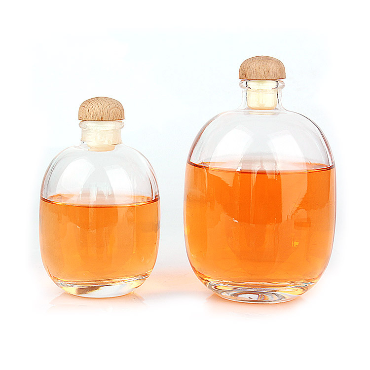 8OZ Clear Liquor Whisky Glass Bottle round shaped <a href='/glass-vodka-bottle-with-cork/'>glass Vodka Bottle With Cork</a>
