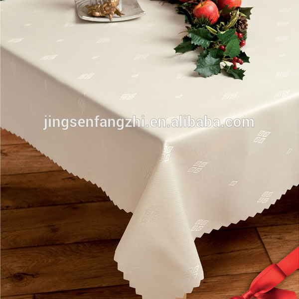 Dotty Tablecloth In Ecru Color