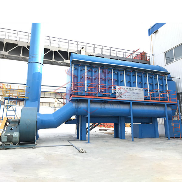 Cartridge dust collector