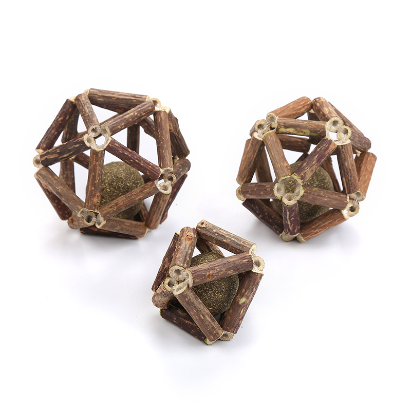 High Quality Natural Solid Wood Cage Balls Catnip Toys for Cat