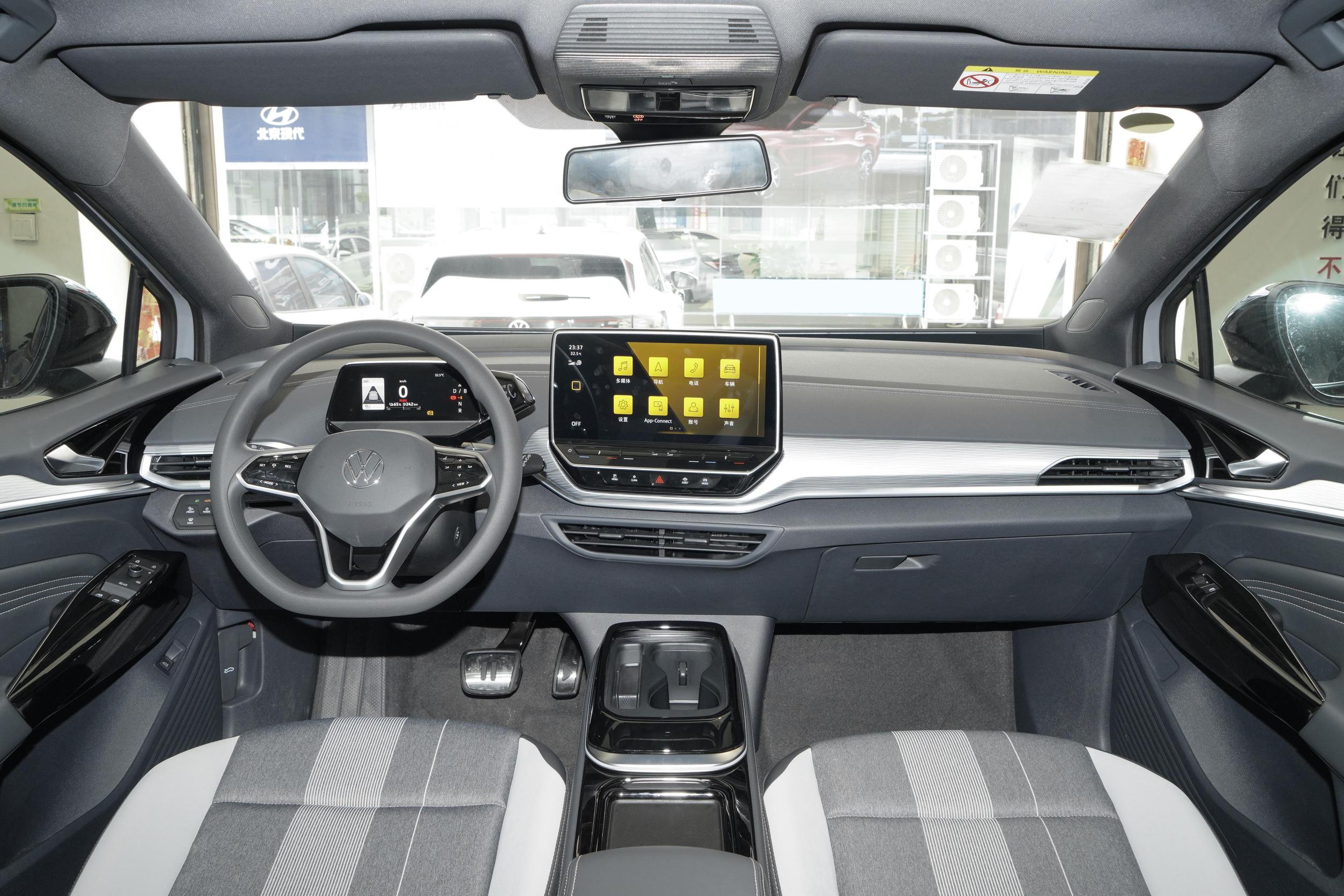 VW ID4 X CROSS EV CAR SUV