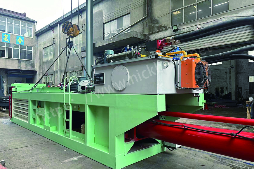 Newspaper Hydraulic Bale Press