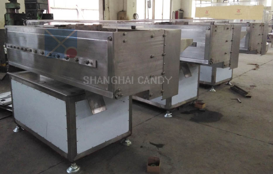 Soft candy pulling machine6