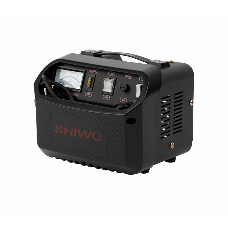 CB Series Battery Charger: Reliably Charges 6v/12v/24v Lead Acid Batteries