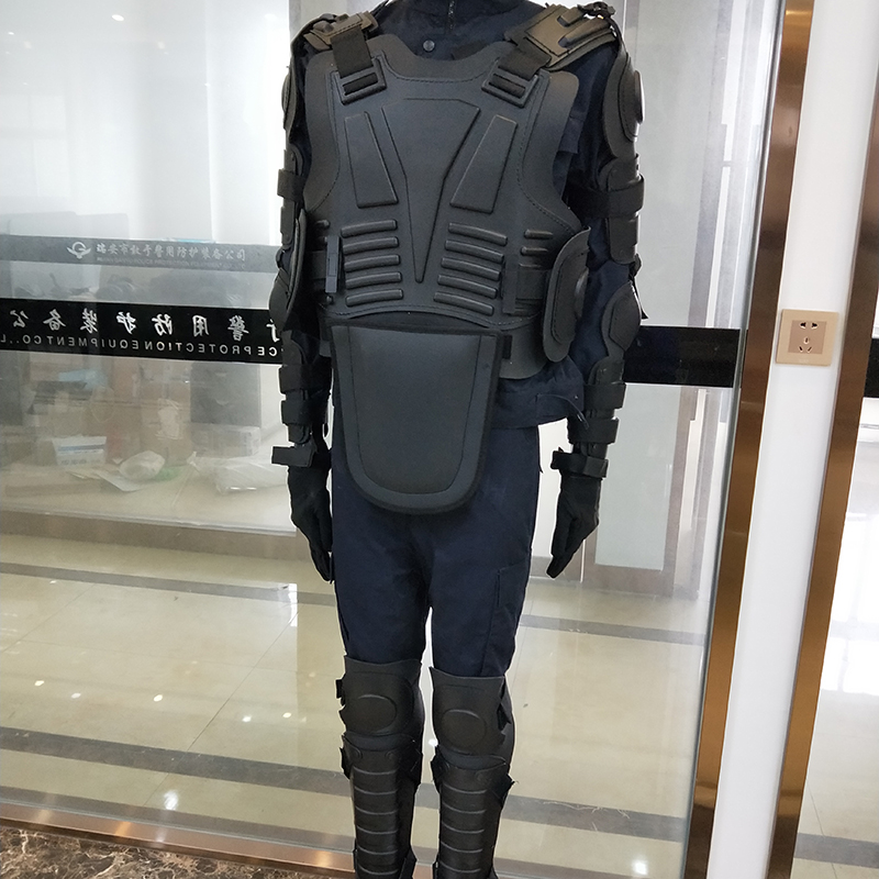 FBF-11 Leather Material Anti Riot Suit